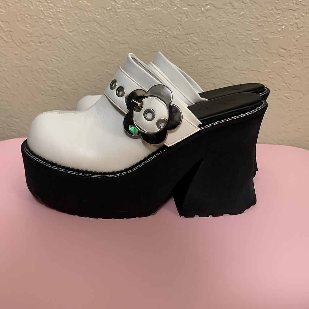 Delia*s by Dollskill Platform Clogs 11